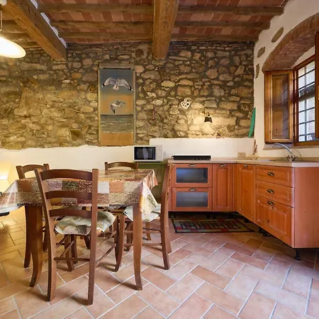 Casa Ada Apartment